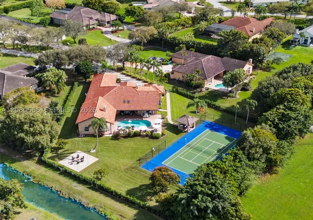 Photo 3 of Single family home for sale at 11613 Nw 5th Street, Plantation, FL 33325 | MLS# A12080555 | Listing updated on 2026-10-08