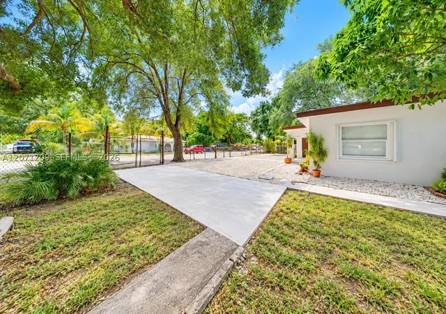 2101 NW 93rd Terrace