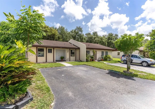 Townhouse for sale at 13962 SW 52 Lane, Miami, FL 33175 | MLS# A12083904