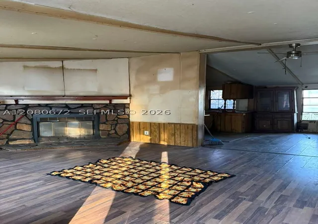 Photo 3 of Manufactured home for sale at 2212 NE Washington St, Lake City, FL 32055 | MLS# A12080672 | Listing updated on 2026-09-05