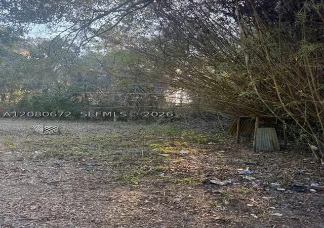 Photo 4 of Manufactured home for sale at 2212 NE Washington St, Lake City, FL 32055 | MLS# A12080672 | Listing updated on 2026-09-05
