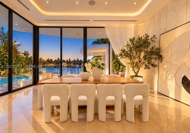 Photo 3 of Mansion for sale at 503 E Dilido Dr, Miami Beach, FL 33139 | MLS# A12057502 | Listing updated on 2026-09-25