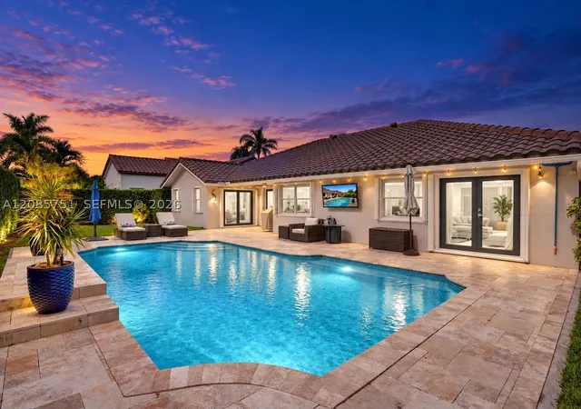 Photo 2 of Sale Pending at 3001 Old Orchard Rd, Davie, FL 33328 | MLS# A12085751 | Listing updated on 2026-10-08