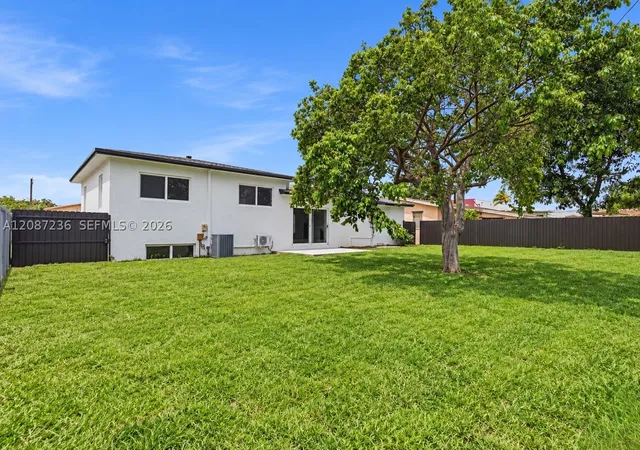 19201 NW 10th Court