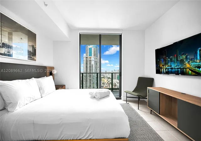 Photo 4 of Condo for sale at 159 NE 6th Street #3901, Miami, FL 33132 | MLS# A12089662 | Listing updated on 2026-09-16