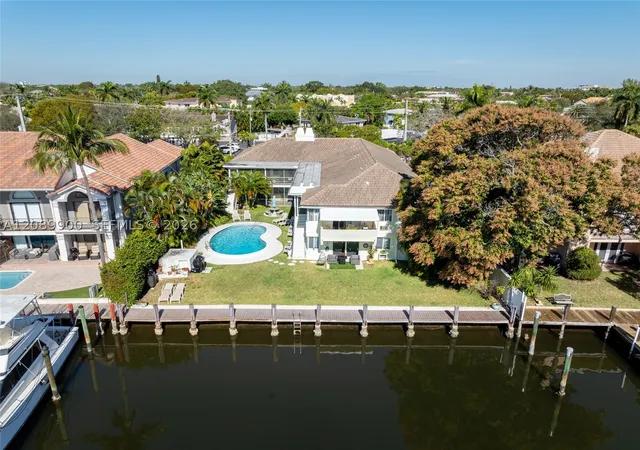 Photo 2 of Condo for sale at 1308 Bayview Dr #2B, Fort Lauderdale, FL 33304 | MLS# A12089900 | Listing updated on 2026-09-16