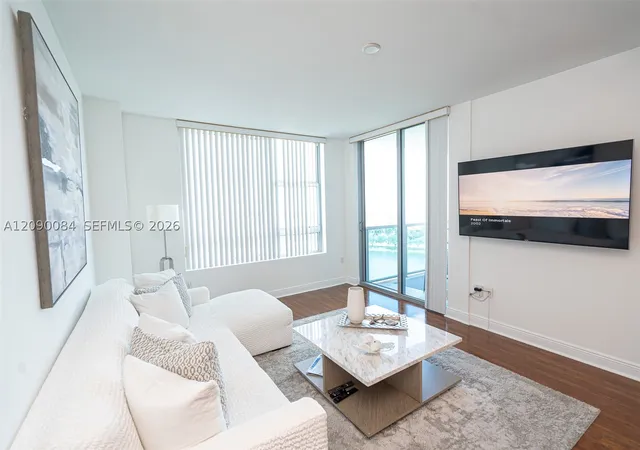 Listing Photo 2 - Condo for sale in building located at 2641 N Flamingo Rd, Sunrise, FL 33323 - Unit #1603N