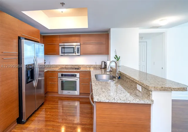Listing Photo 3 - Condo for sale in building located at 2641 N Flamingo Rd, Sunrise, FL 33323 - Unit #1603N