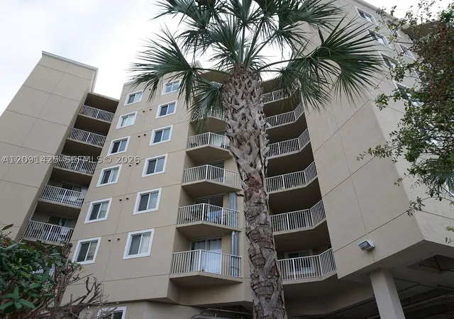 Photo 26 of Condo for sale at 102 SW 6th Avenue #604, Miami, FL 33130 | MLS# A12091425 | Listing updated on 2026-10-05