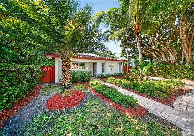 Single family home for sale at 160 NE 86th Street, El Portal, FL 33138 | MLS# A12091575