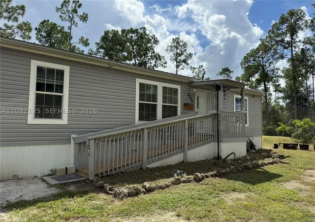 Photo 1 of Manufactured home for sale at 5205 Pioneer 21st St, Clewiston, FL 33440 | MLS# A12092125 | Listing updated on 2026-10-08