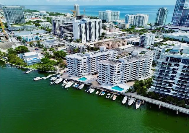 Photo 3 of Condo for sale at 6830 Indian Crk Dr #7E, Miami Beach, FL 33141 | MLS# A12088316 | Listing updated on 2026-10-08