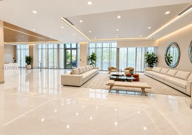 Listing Photo 2 - Condo for sale in building located at 1170 E Hallandale Bch Blvd, Hallandale Beach, FL 33009 - Unit #1901