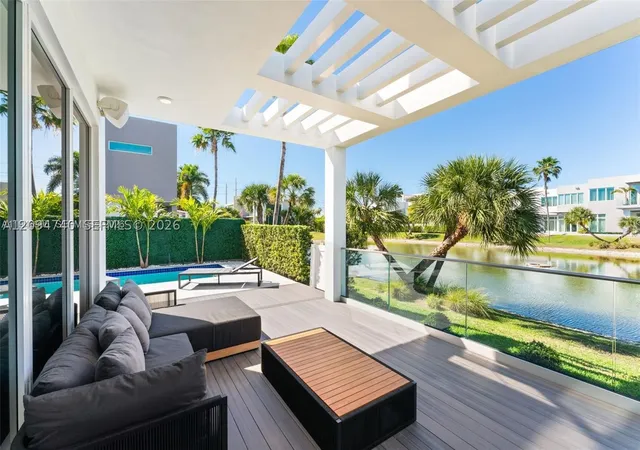 Photo 3 of Single family home for sale at 10561 Nw 67th Terrace, Doral, FL 33178 | MLS# A12094740 | Listing updated on 2026-10-11