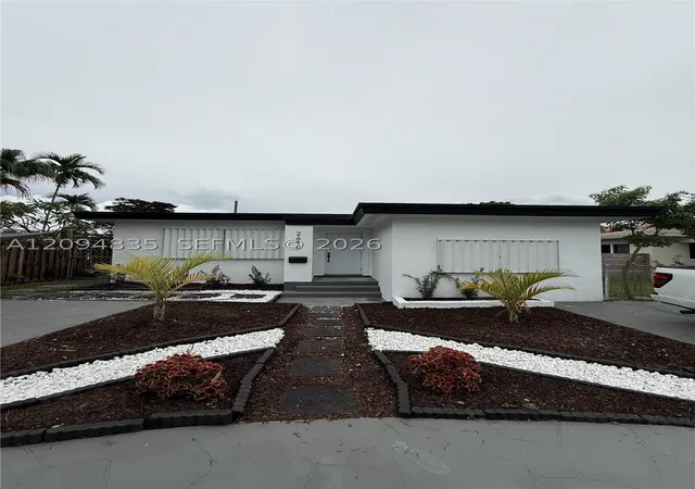 Photo 42 of Single family home for sale at 2610 Pierce St, Hollywood, FL 33020 | MLS# A12094835 | Listing updated on 2026-10-09