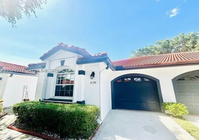 Townhouse for sale at 8195 Via Bella, Boca Raton, FL 33496 | MLS# A12093524