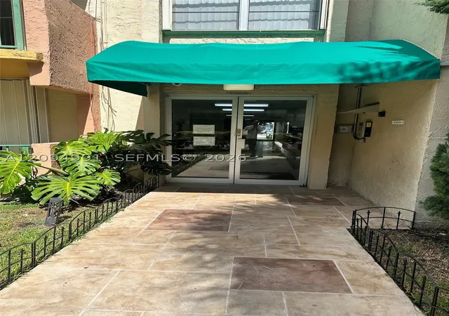 9360 Fontainebleau Blvd #410