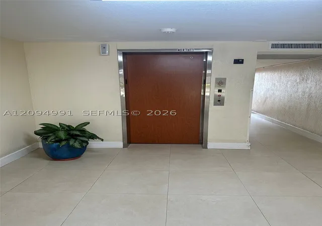 9360 Fontainebleau Blvd #410