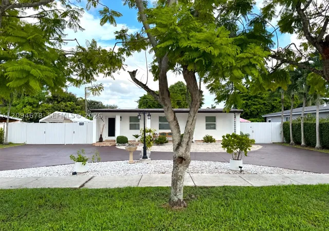 4531 SW 98th Court