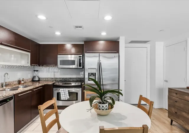 Photo 3 of Condo for sale at 950 Brickell Bay Dr #1208, Miami, FL 33131 | MLS# A12093421 | Listing updated on 2026-10-05