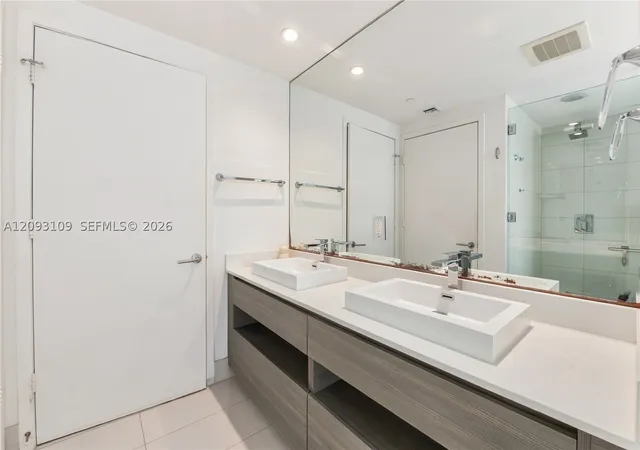 Photo 3 of Condo for sale at 460 NE 28th Street #3308, Miami, FL 33137 | MLS# A12093109 | Listing updated on 2026-09-25