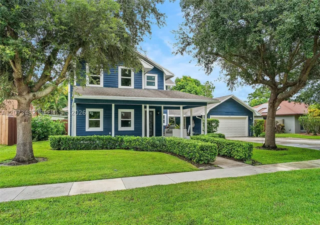 Photo 2 of Sale Pending at 1645 The 12th Fairway, Wellington, FL 33414 | MLS# A12073482 | Listing updated on 2026-10-09