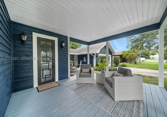 Photo 4 of Sale Pending at 1645 The 12th Fairway, Wellington, FL 33414 | MLS# A12073482 | Listing updated on 2026-10-09