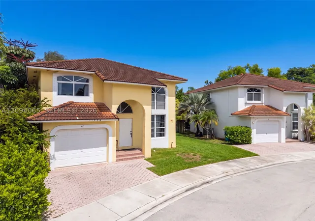 Photo 2 of Single family home for sale at 417 Kelly Ln, Weston, FL 33326 | MLS# A12096065 | Listing updated on 2026-10-10