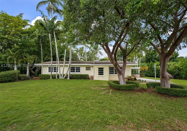 Photo 2 of Single family home for sale at 13820 Sw 74th Court, Palmetto Bay, FL 33158 | MLS# A12091648 | Listing updated on 2026-10-10