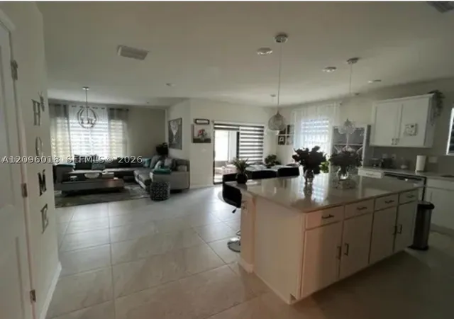 Photo 3 of Single family home for sale at 3158 Poinciana St, Fort Lauderdale, FL 33311 | MLS# A12096018 | Listing updated on 2026-09-27