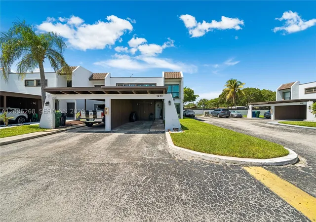 Photo 1 of Condo for sale at 6526 Kendale Lakes Dr #1410, Miami, FL 33183 | MLS# A12096268 | Listing updated on 2026-10-05