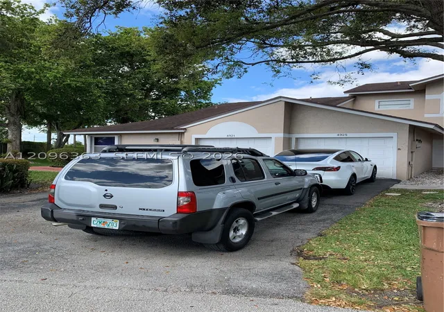 Townhouse for sale at 4925 W Lakes Dr, Deerfield Beach, FL 33442 | MLS# A12096363 | Listing updated on 2026-09-27
