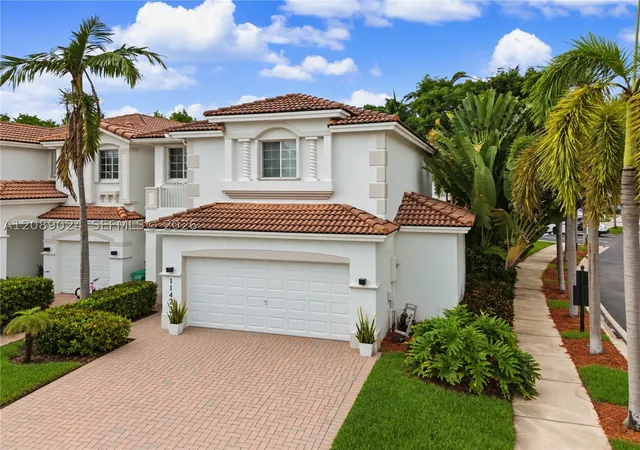 Photo 2 of Single family home for sale at 11423 Nw 69th Terrace, Doral, FL 33178 | MLS# A12089024 | Listing updated on 2026-09-29