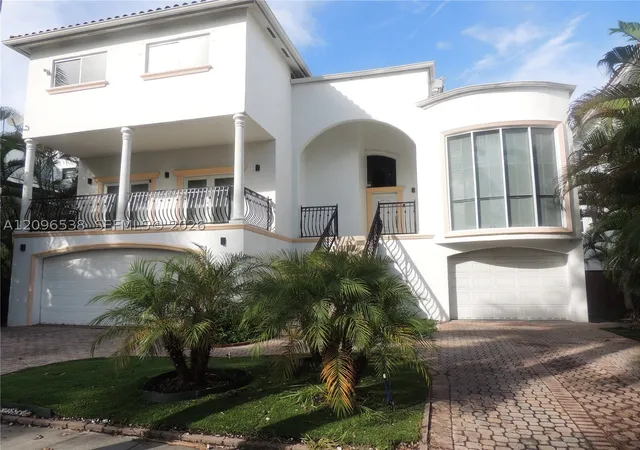 Photo 1 of Single family home for sale at 3525 E Fairview St, Miami, FL 33133 | MLS# A12096538 | Listing updated on 2026-09-30