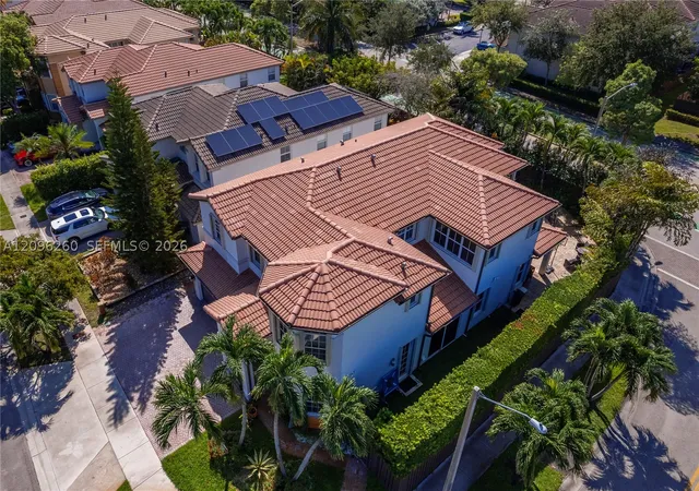 Photo 3 of Single family home for sale at 11530 Nw 82nd Terrace, Doral, FL 33178 | MLS# A12096260 | Listing updated on 2026-10-11