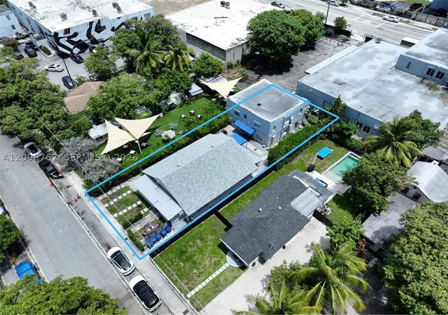 550 NW 30th Street