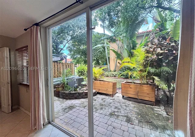 Photo 3 of Townhouse for sale at 2307 Anchor Ct #4006, Dania Beach, FL 33312 | MLS# A12096602 | Listing updated on 2026-09-28