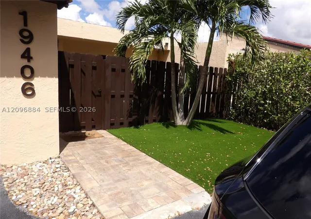 Photo 2 of Townhouse for sale at 19406 E Lake Dr, Hialeah, FL 33015 | MLS# A12096884 | Listing updated on 2026-10-09