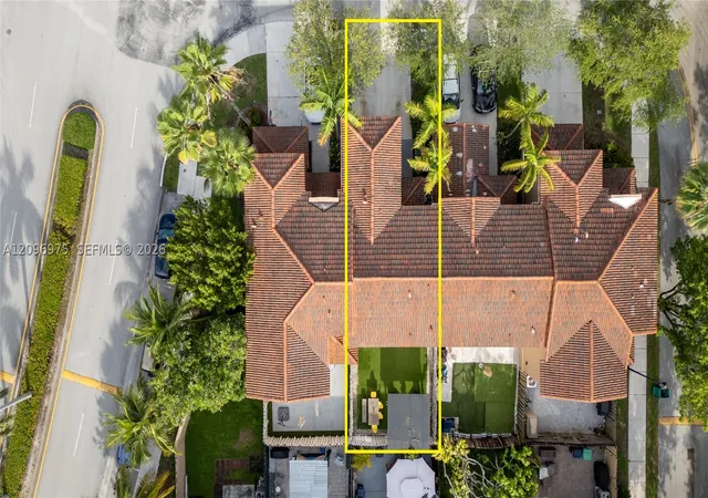 Photo 2 of Townhouse for sale at 21474 Sw 85th Path, Cutler Bay, FL 33189 | MLS# A12096975 | Listing updated on 2026-09-28