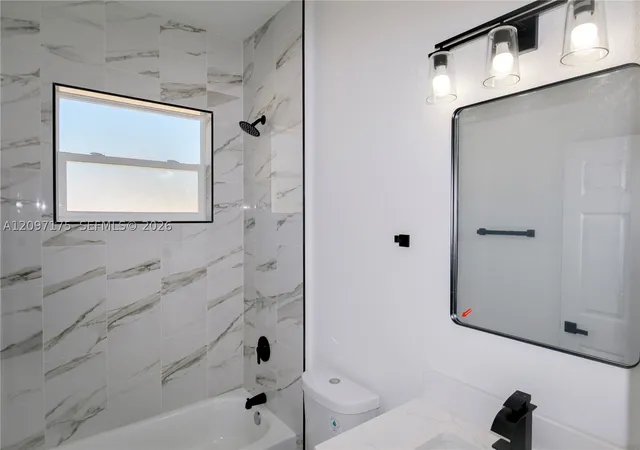 Photo 3 of Single family home for sale at 3915 El Rado Ave, Sebring, FL 33872 | MLS# A12097175 | Listing updated on 2026-09-29