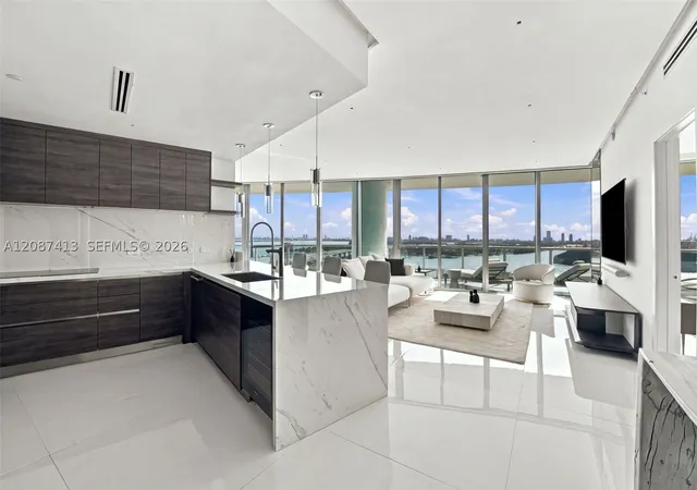 Photo 2 of Condo for sale at 900 Biscayne Blvd #2406, Miami, FL 33132 | MLS# A12087413 | Listing updated on 2026-09-29