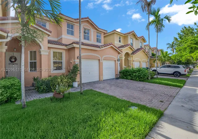 11402 SW 137th Place