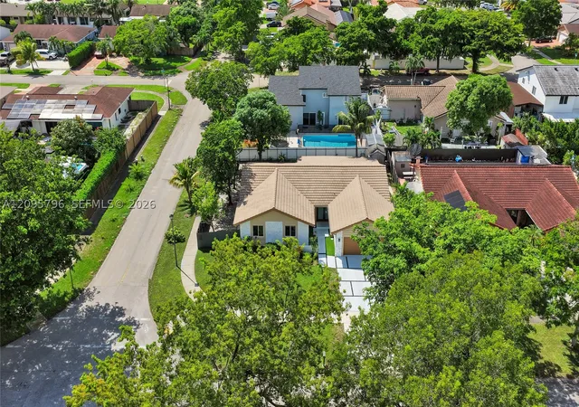 Photo 2 of Single family home for sale at 20102 Nw 62nd Avenue, Hialeah, FL 33015 | MLS# A12095796 | Listing updated on 2026-10-04