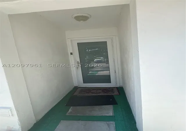 5400 SW 140th Place