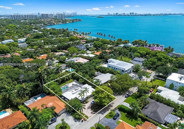 Photo 2 of Single family home for sale at 1255 Ne 93rd Street, Miami Shores, FL 33138 | MLS# A12098023 | Listing updated on 2026-10-03