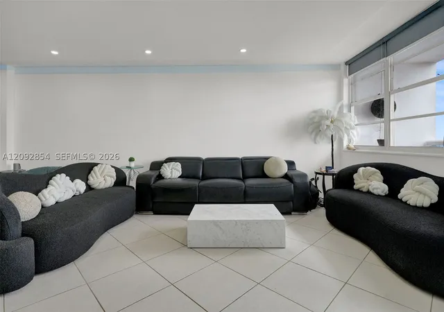 Photo 4 of Condo for sale at 6770 Indian Crk Dr #12S, Miami Beach, FL 33141 | MLS# A12092854 | Listing updated on 2026-10-01