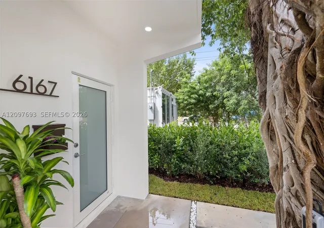 Photo 2 of Single family home for sale at 6167 SW 64th Street, South Miami, FL 33143 | MLS# A12097693 | Listing updated on 2026-10-02