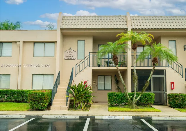 Listing Photo 1 - Condo for sale in building located at 350 Racquet Clb Rd, Weston, FL 33326 - Unit #102