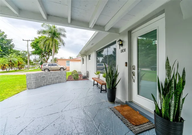 Photo 2 of Single family home for sale at 1101 E River Dr, Margate, FL 33063 | MLS# A12098485 | Listing updated on 2026-10-08