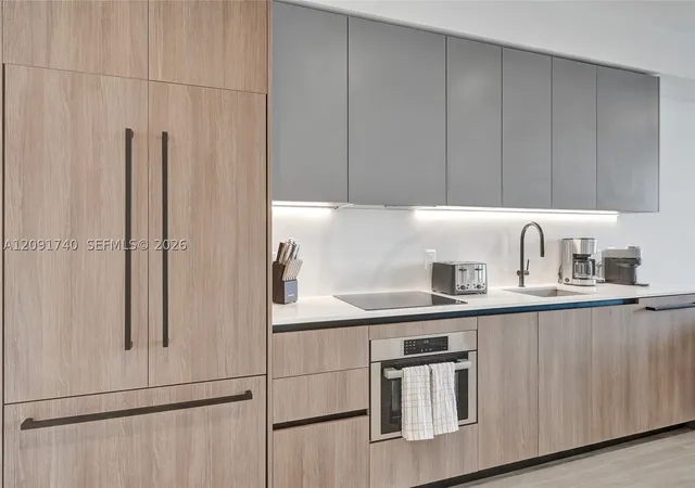 Photo 2 of Condo for sale at 580 72nd Street #PH6, Miami Beach, FL 33141 | MLS# A12091740 | Listing updated on 2026-10-01